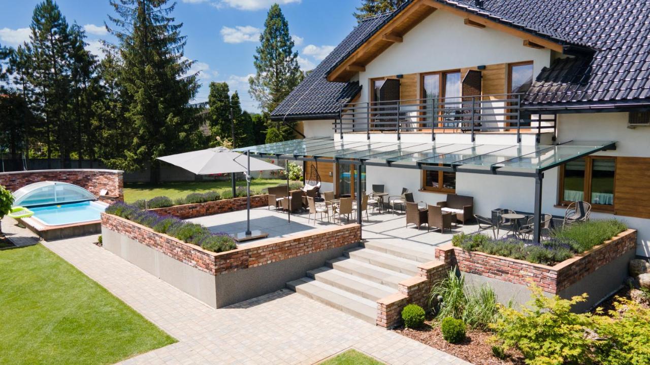 Villa Natura Zator Przeciszow エクステリア 写真